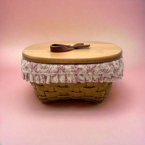 Longaberger 2008 Horizon of Hope Pink Fabric Basket Wood Lid & Leather Ribbon. - Picture 1 of 10
